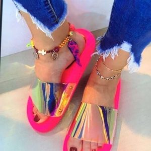 Sommer Flache Hausschuhe Candy Farbe Gelee Schuh Frau Transparente Rutschen Weibliche Offene spitze Flip-Flops Strand Schuhe Y200423 GAI GAI GAI