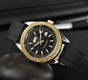 2022 Donna Designer Luxury Automatic Watches Mens Fashion Brand Factory Diamond Watch Lady Mechanical Quality Black Etichetta Black WristWatches Montre de Luxe