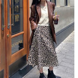 JXMYY Fashion Lu Qingyi High midja Leopard Tryck kjol Kvinnlig Autumn Mid-Length A-Line Retro Ins Super Fire Skirt 210412