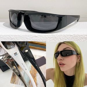 Óculos de sol polarizados para passarela SPR25 masculino com frente envolvente Desinger Sports rettangolare óculos masculino profissão lentes HD clube gravado com letras