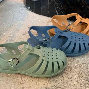 Summer Boys Casual Roman Slippers Beach Shoes Summer Children Sandals Baby Girls Hollow Out Soft Non-slip Shoes Kids Candy Jelly G220512