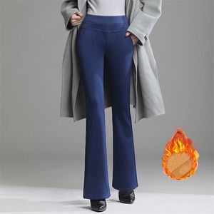 Pantaloni caldi da donna invernali Pantaloni a zampa d'elefante Pantaloni in pile addensati Donna Nero Blu Rosso Vita alta Leggings in velluto elasticizzato S-4XL 220325