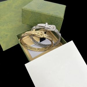 Taglie uomo/donna Stili classici di alta qualità Braccialetti a scatto gioielli in acciaio al titanio braccialetti placcati in oro bracciale per uomo e donna