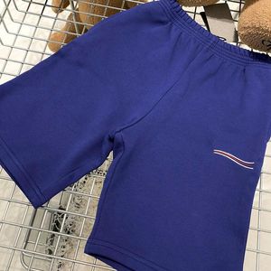 Barn Byxor Designer Shorts Mode Pojkar Flickor Korta joggingbyxor Sommar Korta Byxor Brevvågsbroderi