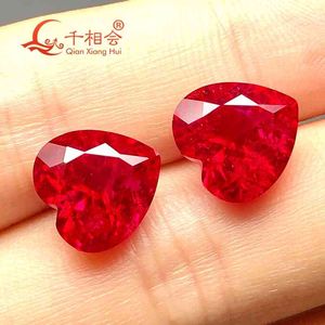 Hjärtform Ruby Red Color Natural Cut inklusive mindre sprickor och inneslutningar Corundum Loose Gem Stone