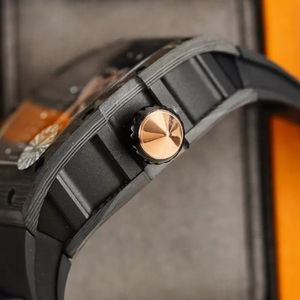 Richarder Milles Watch Designer Top Watches Top Watche Men Men Szkielet Limited Fibre Red Guma Sale Sale Automatyczne uzwojenie z VCT9