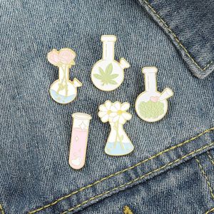 Pins Brooches Pink Flower Shape Brooch Test Tube Vase Exquisite Plant Series Love Pin Fashion Backpack BadgePins PinsPins