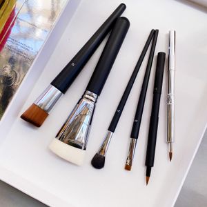 Fundação nos bastidores Cobertura completa Brilhos de maquiagem de fluido 12 Concorrem de olhos contornos Pincel de Eyeliner 15/21/31/24 Ferramentas de cosméticos de beleza