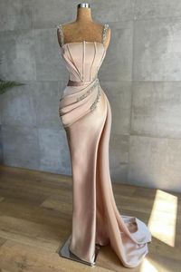 Sexig naken rodnad rosa sjöjungfru aftonklänningar bär senaste spaghetti rem kristallpärlor paljetter veck sidospla lång formell prom party klänningar vestidos