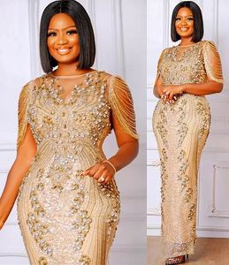 2022 Plus Size Arabisch Aso Ebi Gold Luxuriöse Pailletten-Abschlussballkleider Perlenkristalle Sheer Neck Abend formelle Party Zweite Empfangskleider Kleid