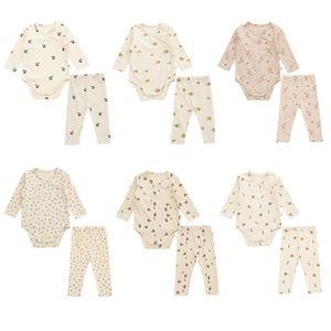 024m Born Kid Baby Boy Girl Clothes Autumn Winter Long Sleeve Bodysuit Romper Top and Pant Suit Print Baby 2st Clothing Set 220608