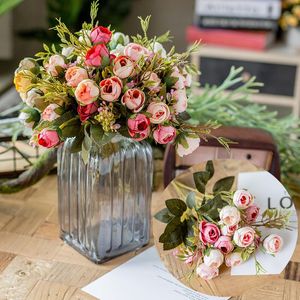 Flores decorativas grinaldas cabeças / 1 pacote de chá de seda rosas buquê de noiva para casa de casamento de natal ano decoração plano falso artificial