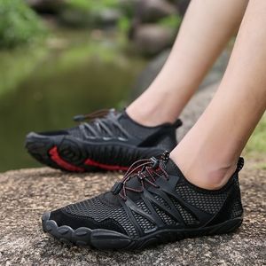 Barfuß Fünf Finger Schuhe Sommer Strand Schuhe für Männer Upstream Walking Wasser Schuh Schnell Trocknende Sport Schuhe Y200420