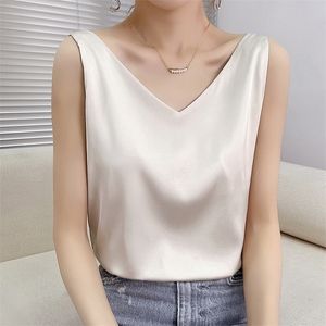 Sommar glänsande satin silke tshirt kvinnor hajuku t shirt ärmlös mode t-shirt kvinna tee toppar casual kvinnlig lyx sexig 220402