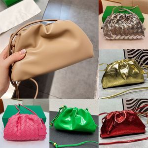 Mini Teen Pouch äkta lädermolnväska mjuk skrynklig dumplings messenger lyxhandväskor kvinnor designer kopplar ihop en axel crossbody väska