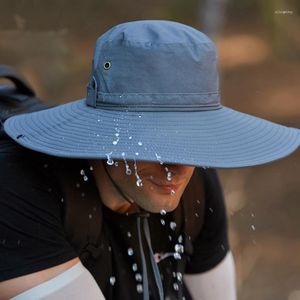 ベレー帽Brim Men Sports Waterproof Polyester Twill Chin Cord Military Hunting Hat Travel Sun Cap Bucket Style Fisherman Hats ZZ502Berets Oliv