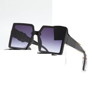 Летняя мужчина мода на открытые ультрафиолеты металлические серебряные солнцезащитные очки Женщины квадратные вождение солнце