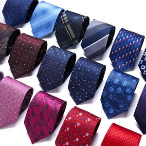 Mix de cores de alta qualidade Ctualha de marca rosa listrado clássico clássico 7,5 cm Tie de seda Acessórios de terno vermelho homens fit