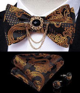 Bow Ties Self Tiew Match Modna Złote Paisley Wedding Party Bowtie 100%jedwabne mężczyzn Motyl Hanky ​​broszka pinki mankiety Zestaw Dibangu Fred22