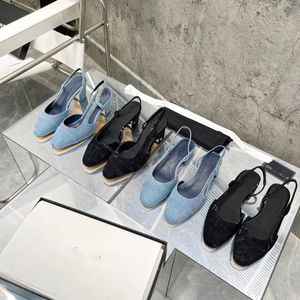 Modne sandały wysokie obcasy letnie dorywczo damskie japonki buty damskie płaskie damskie oryginalne sandały ze skóry lakierowanej projektant luksusowe 34-42