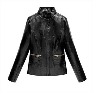 Cappotto Donna L-7XL Giacca corta in ecopelle nera sottile 2022 Primavera Autunno Nuovo temperamento moda Piccolo abbigliamento moto impermeabile L220728