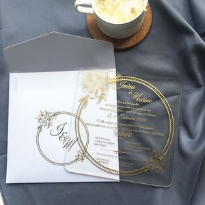 Luxuriöse quadratische Hochzeitseinladungskarten aus Acryl, 10 Stück, individuell bedruckt mit goldenen Worten und weißem Rand 220707