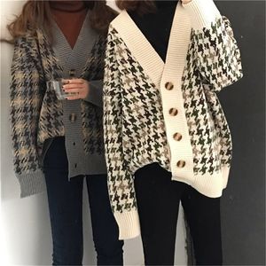 New autumn Plaid cardigan women s medium and long loose and lazy style knitted jacket Korean version knitted sweater LJ200815