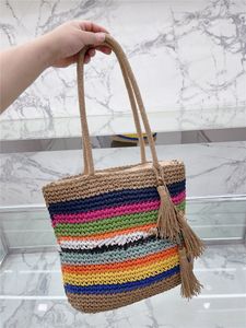 حقيبة أزياء مخططة ملونة تصميم أزياء الصيف على شاطئ الحقائب اليدوية للسيدات حقائب يد جديدة