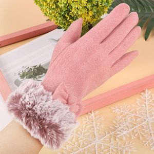 Luvas de cinco dedos Moda Mulher Winter Warm Sauda de camurça de couro Touch Screen Glove feminino Faux Rabit Fur Ciclismo espessado e frio