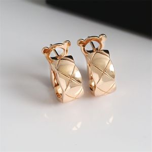 Stud Titanium Steel Studs Luxo C Letter Brincos Não Fade Não Alérgico Clássico Branco K Rose Banhado A Ouro Charme Moda Brinco Jóias Acessórios Meninas Presentes