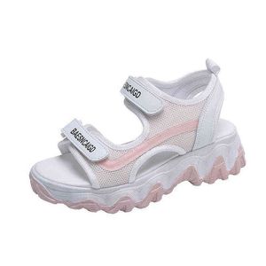 2022 sandali con zeppa con plateau da donna sandali sportivi casual all'aria aperta comfort estivo tutto-fiammifero ragazze scarpe casual open toe Y220421