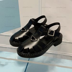 منصة مصممة أزياء سوداء للسيدات الصندلات صندل ريال جلود مصارع الكاحل في الكاحل أحذية غير رسمية مع صندوق