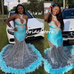 Plus Size Blue Prom Dresses 2022 Per ragazze nere Halter Mermaid Lace Nigerian Aso Ebi Abiti da sera con piume Night Party Dress Women Sexy Robes De Soirée 2022