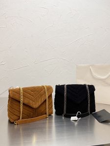2022 Designer Shoulder Bag deerskin velvet women's chain envelope bag size 23cm