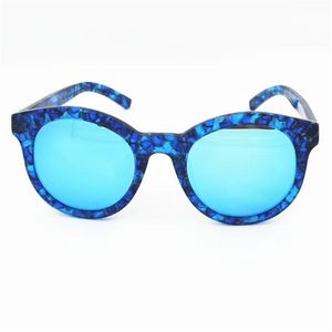 1600013 Occhiali da sole per uomo Donna Summer Style Anti-Ultraviolet Retro Plate Full Frame Random Box