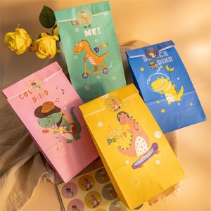 12pcs Treat Candy Bags Lovely Dinosaur Paper Gift Birthday Party Baby Shower Open Top Stand Up Favor DIY Wrapping Deco 220427