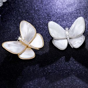 Luxury Design Women Style Natural Shell Brooches Silver Pin Butterfly Shape Breastpin for Gift