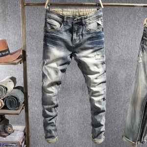 Herr jeans italiensk stil mode män högkvalitativ elastisk smal fit rippad denim byxor retro tvättplattor vintage designer byxor drak22