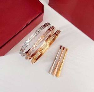 Designer de jóias pulseira de diamante pulseira de ouro para mulheres homens três fileiras e duas fileiras pedra aço inoxidável luxo presente de casamento amantes clássico YF46