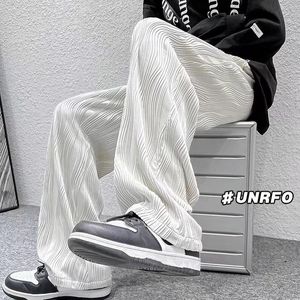 Pantaloni da uomo bianchi Hip Hop da uomo a vita alta Set casual Abbigliamento da strada giapponese TRACKSUIT MAN Jogger Gym M-3xl Pantaloni CalcaMen's