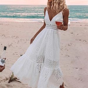 Berryo White Pearls Sexig Women Summer Dress Hollow Out Brodery Maxi Cotton Dresses Evening Party Long Ladies Vestidos 220509