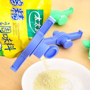 キッチンツールカバー付きキッチンシーリングクリップキッチン調味料スパウトスナックバッグモイスチャーとダストプラスチックプラスチックシールフレッシュキーピングクリップ