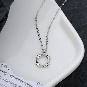 S925 Sterling Silver Dainty Prosty Circle Wiselant Eternity Naszyjnik