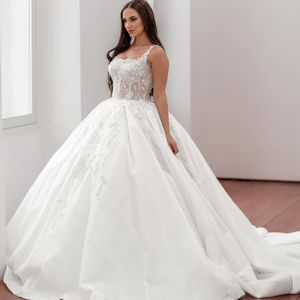 Luxury bollklänning bröllopsklänningar plus storlek spets appliced ​​glänsande paljettpärlade kristall vestido de noiva brudklänningar
