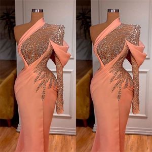 Sexy Prom Dresses Sequins One Shoulder Long Sleeve Deep Sequins Appliques Puff Sexy High Side Split Satin Chic Party Gowns Sweep Floor Length Plus Size Custom Made