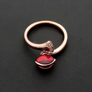 Designer Designer pierścionki modne luksusowy czarny czerwony onyksowy pierścionek biżuteria biała skorupa paszkowana damska pierścionek