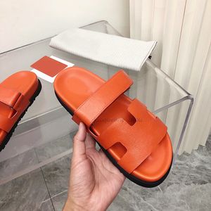 Designer Summer Slippers Classic Flat Heel Sandals Luxury Women Real Leather Casual Slides Sandles Non-Slip Sole With Box