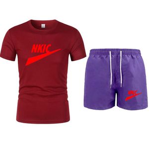 Sommar Casual Män Sätter TRACKSUIT Fashion O-Neck 100% Bomull Vit T-shirt Shorts 2 Piece Set Mens Varumärke Brev Skriv ut Sportkläder