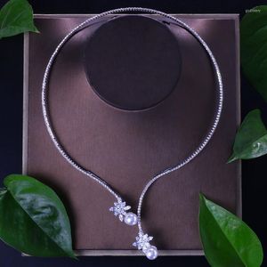 Chokers Fashion Pearl Torques Collar Rhinestone Choker Halsband för kvinnor brudblomma barock kristallöppen bröllop smycken presentkokare gud