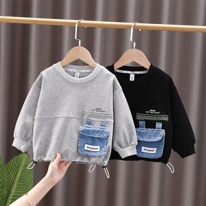 Hoodies Sweatshirts 1 7 år Baby Boys Round Neck Letter Patchwork Sweatshirt C 220824